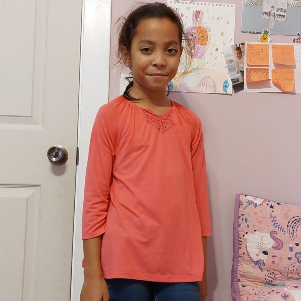 Oshkosh B'gosh Pink with Crochet Lace Trim Long Sleeve Tee Girls Size 7